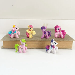 Vintage G4 Hasbro My Little Pony’s Fluttershy Twilight Sparkle Sweetie Swirl